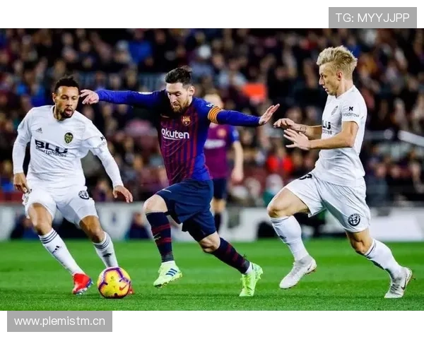 瓦伦西亚重建进程：长期困局下的结构性调整，赛季目标面临实际考验