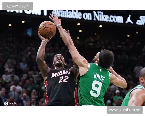 巴特勒关键时刻突破带动热火进攻效率显著提升